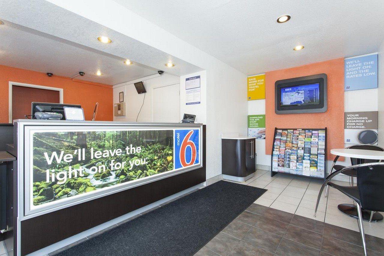 Motel 6 Sacramento, Ca - Downtown Exteriör bild